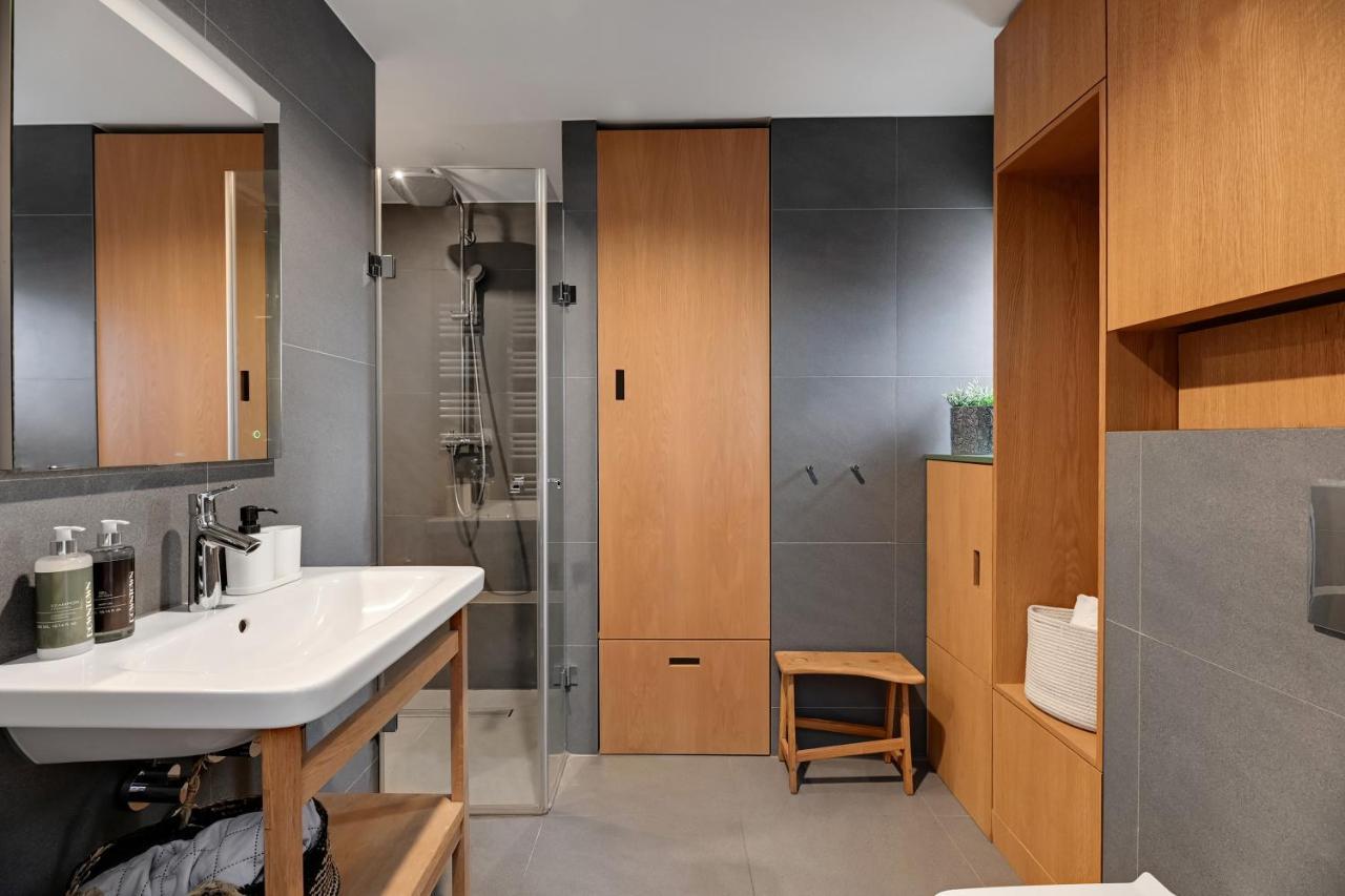 3-Level Apartment With A View Of St Mary'S Basilica By Downtown Apartments Gdańsk Exterior foto